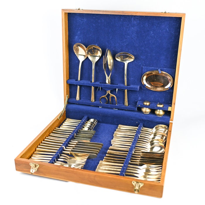 52 Pieces Solid Bronze Cutlery, Set for 6