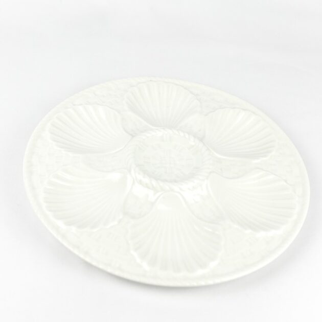 Set of 4 Majolica Shell Plates