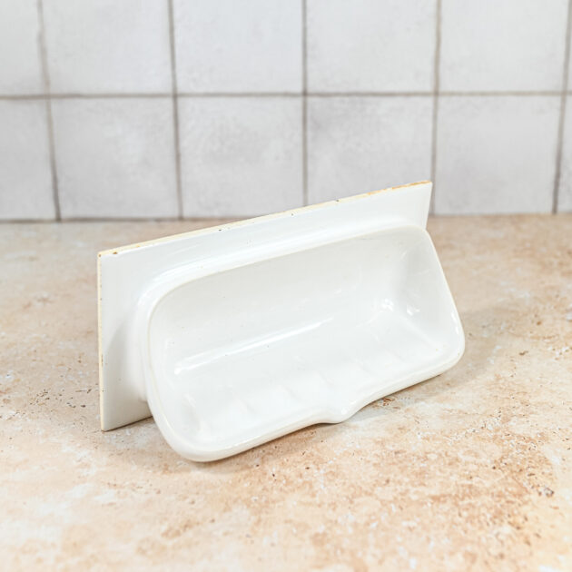 White Glazed Ceramic Soap Dish Wall Mounting