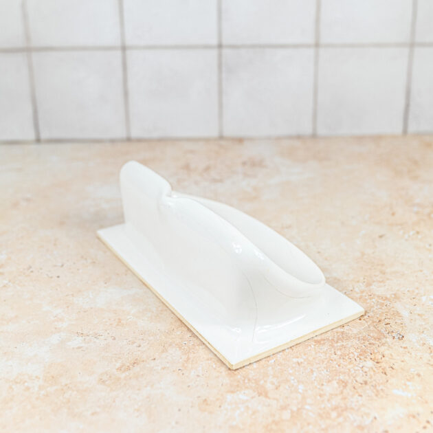 White Glazed Ceramic Soap Dish Wall Mounting